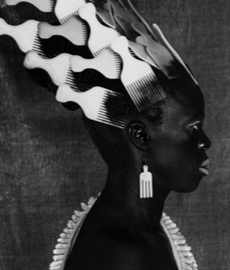 Zanele Muholi: una fotografa che lotta per la dignità