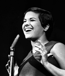 Elis Regina: l’intensità di chi ha cantato, amato e vissuto senza filtri